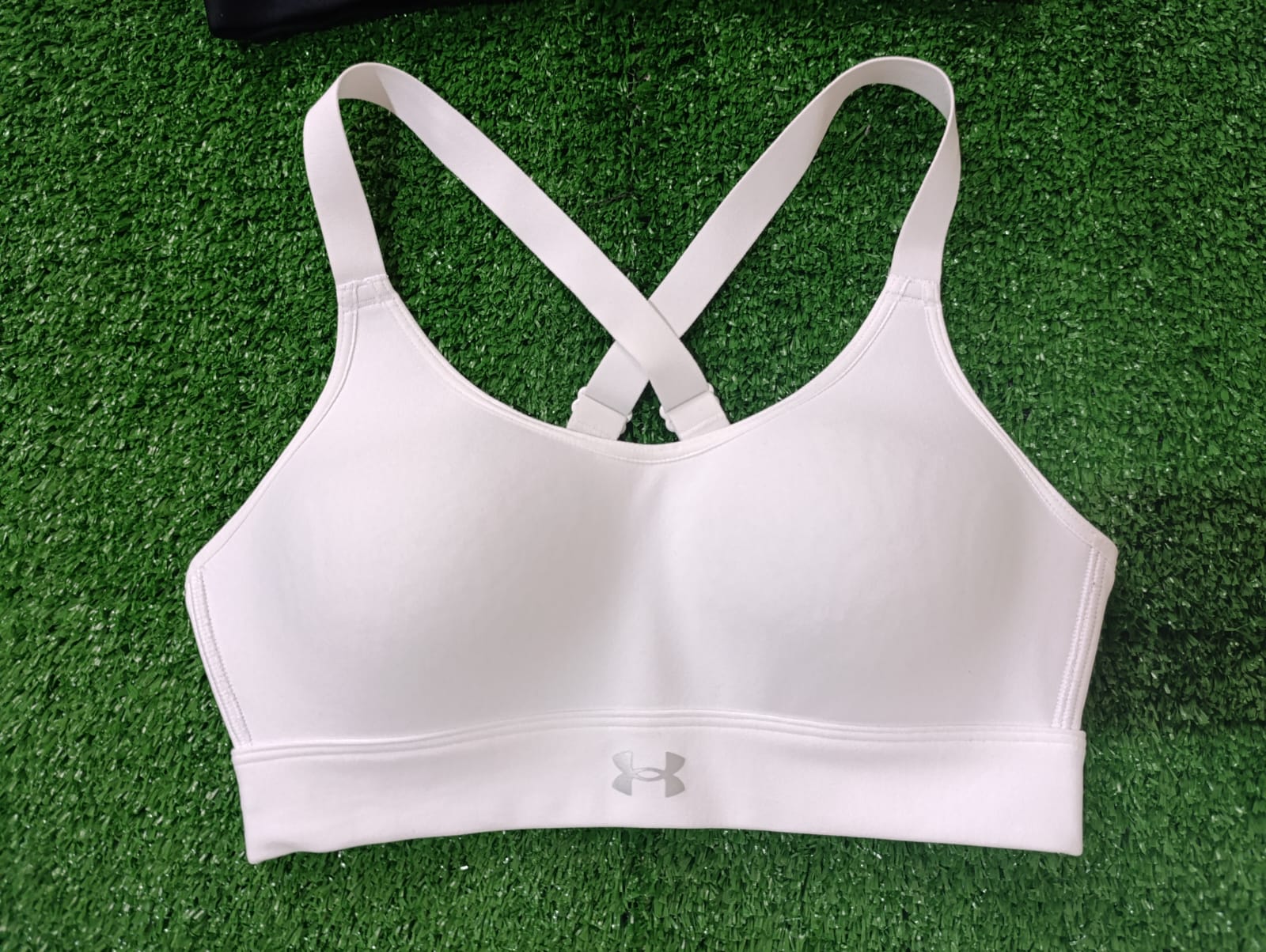 SUJETADOR DEPORTIVO UNDER ARMOUR CON COPA