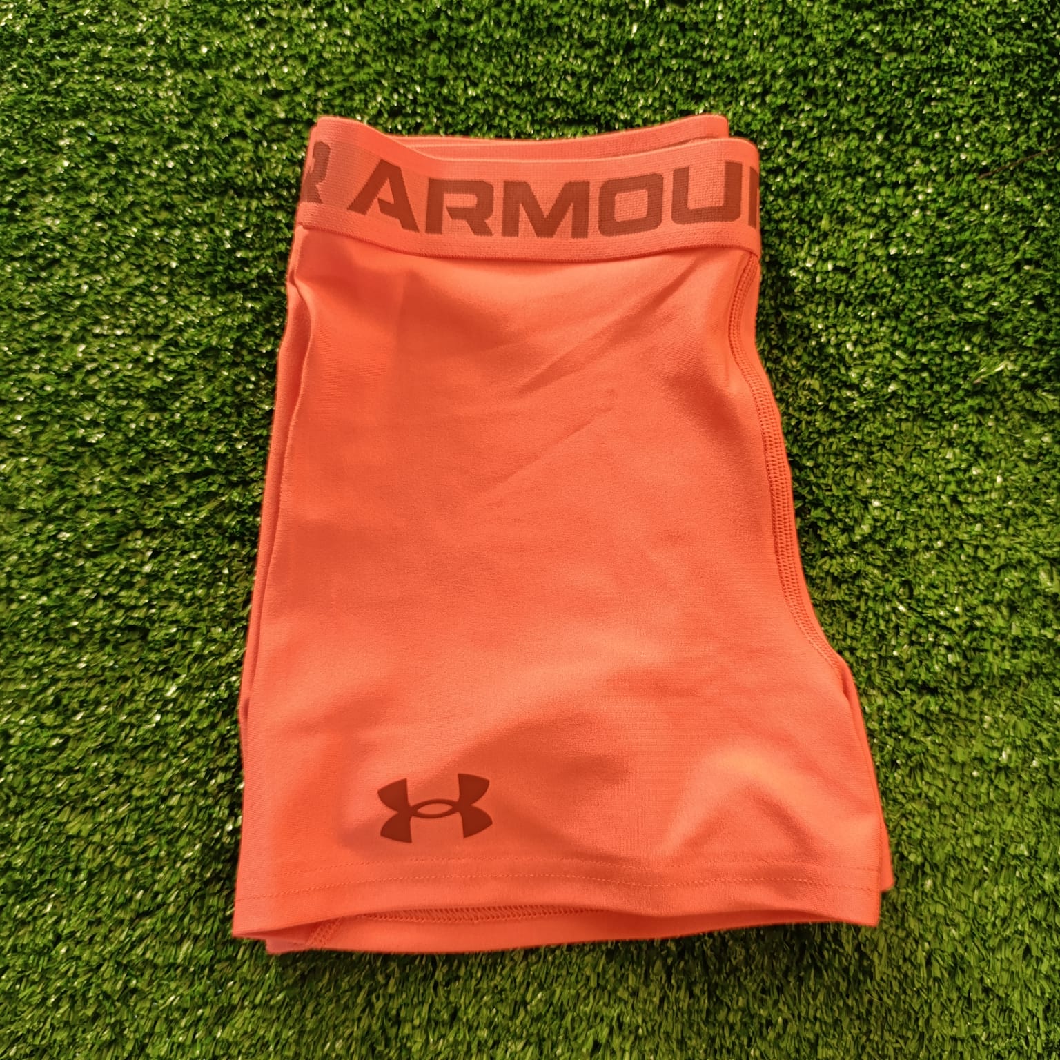 SHORT UNDER ARMOUR